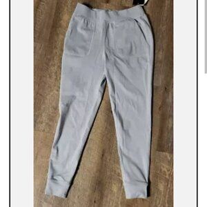 Girl size medium Under Armor movement joggers - Gray